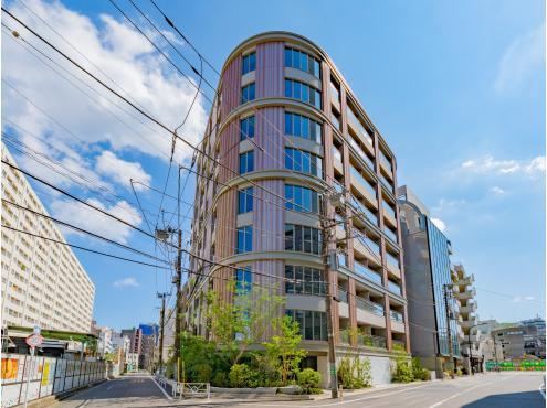 2LDK apartment in Shibuya Ward, Tokyo - Photo 1