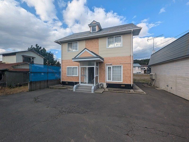 3LDK Home with Floor Heating in Nakadomari - Photo 1