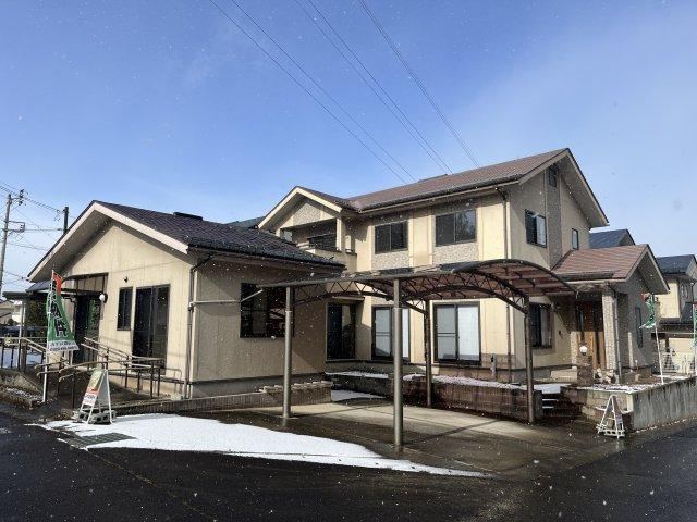 Renovated 7LDK House by Daiwa House - Photo 1