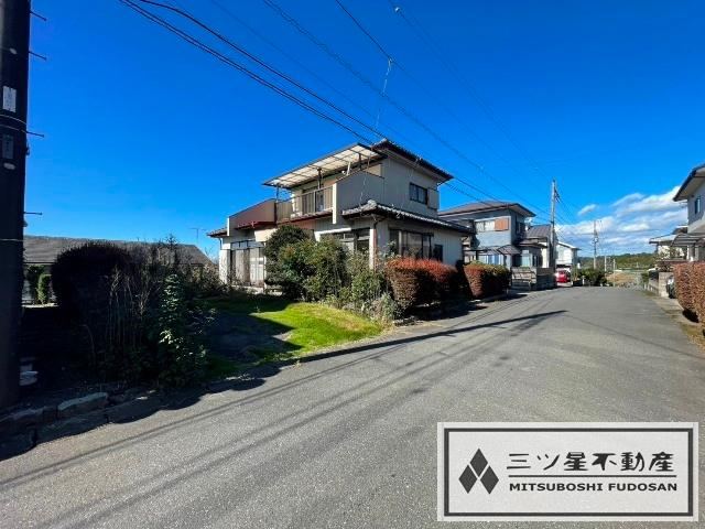 Spacious Land in Moka City - Photo 1