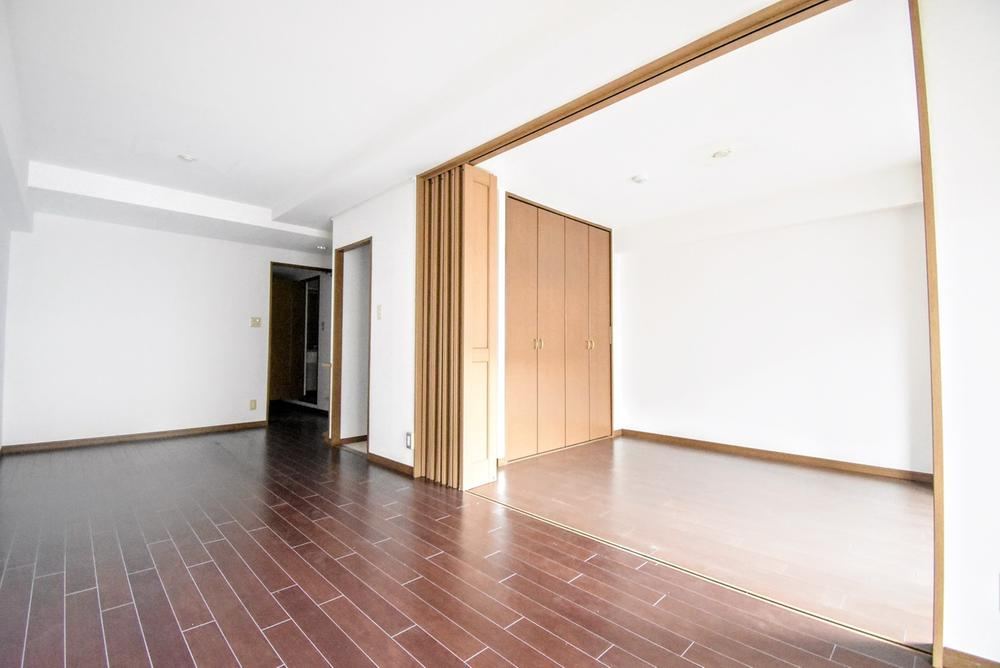 Cleaned 2LDK Apartment Near Omachi-Nishi-Koen Station - Photo 1