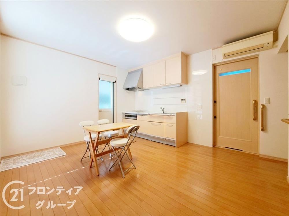 Bright 3LDK House with Loft in Higashi-Osaka - Photo 1
