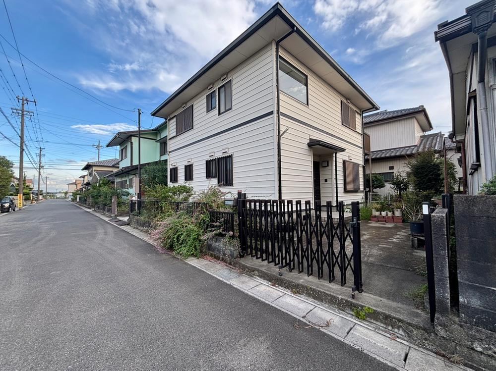 Light Steel Frame 4LDK House at an Affordable Price - Photo 1