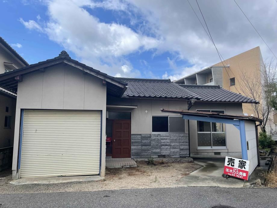 3DK house in Tsuyama, Okayama - Photo 1