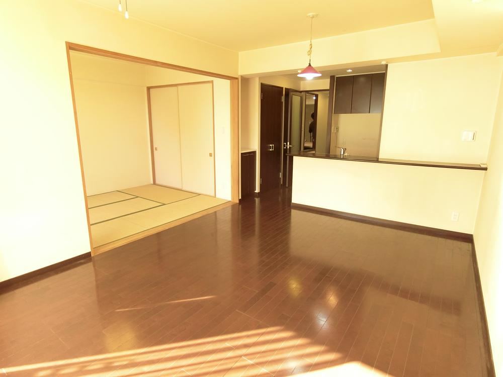 Family-Friendly 2SLDK Apartment with Free Parking - Photo 1