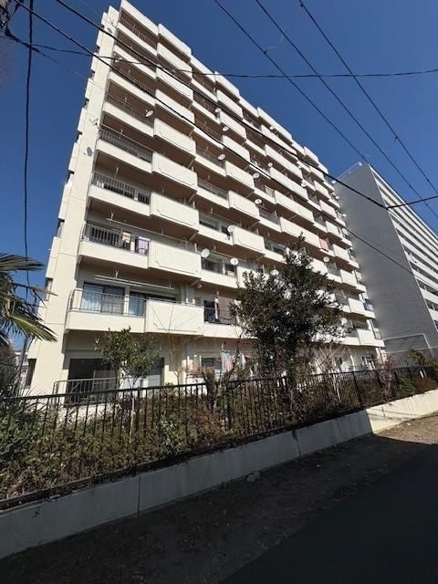 Renovated 2LDK Apartment Near Miyaginohara Station - Photo 1