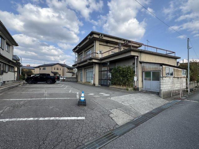 Spacious 10DK House Near Asanogawa - Photo 1