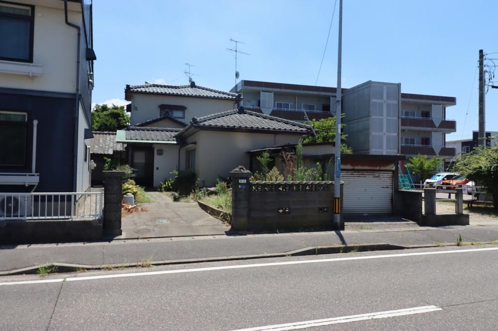 Spacious 76 Tsubo Lot in Yamakido - Photo 1