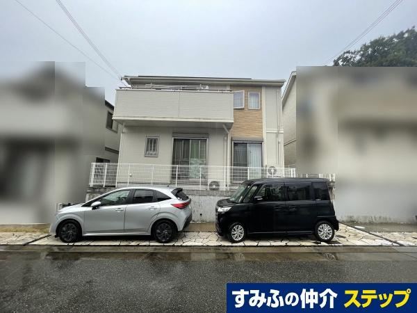 Modern 4LDK Home with Solar Power in Shinohara - Photo 1