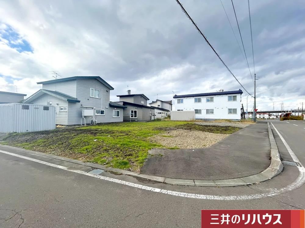 Spacious Land in Eio Town - Photo 1