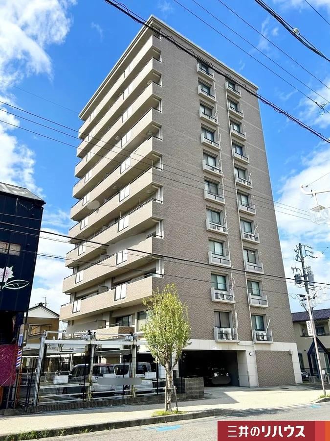 4LDK apartment in Toyota, Aichi - Photo 1