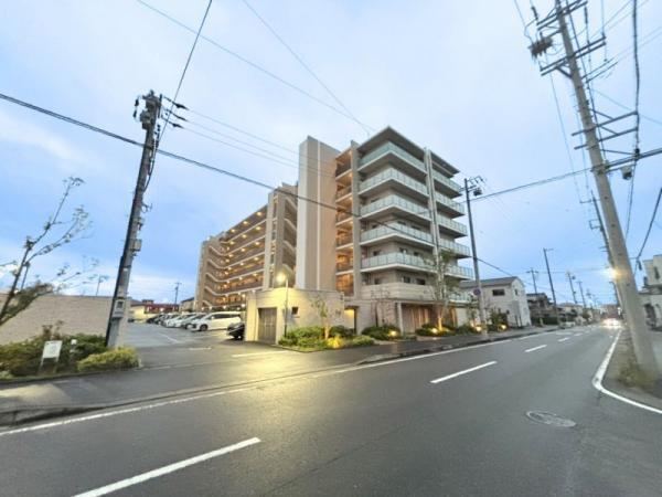 3LDK apartment in Gamagori, Aichi - Photo 1