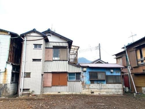 Fishing Enthusiast's 4DK House Near River and Port - Photo 1