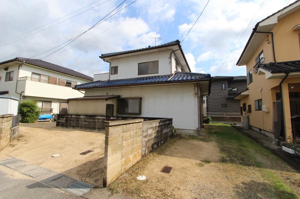 Convenient 5LDK House in Tamano - Photo 1