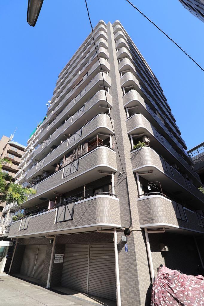 Charming 2LDK Apartment in Kumano-cho - Photo 1