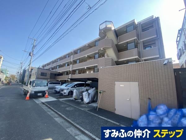 Spacious 3LDK Apartment with Rooftop Balcony in Ooyada - Photo 1