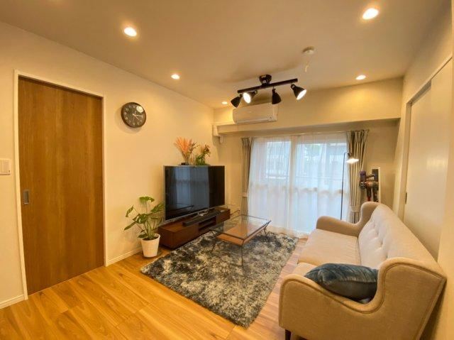 Stylish 1LDK Apartment in Gotanda - Photo 1