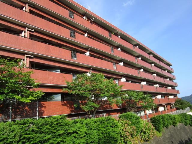 Renovated 2LDK Apartment with Onsen Access - Photo 1