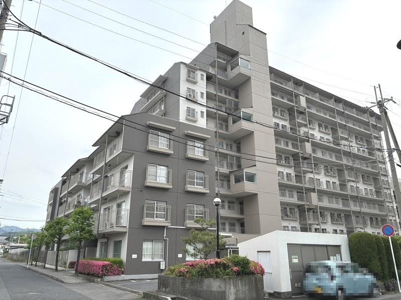 2LDK apartment in Otsu, Shiga - Photo 1
