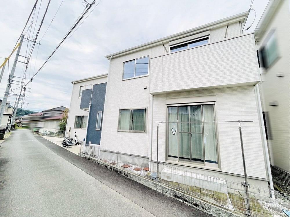 Contemporary 4LDK House in Suigou Tana - Photo 1