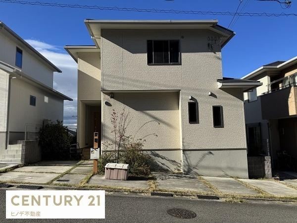 Modern 4LDK House in Tamatawn Sakai - Photo 1