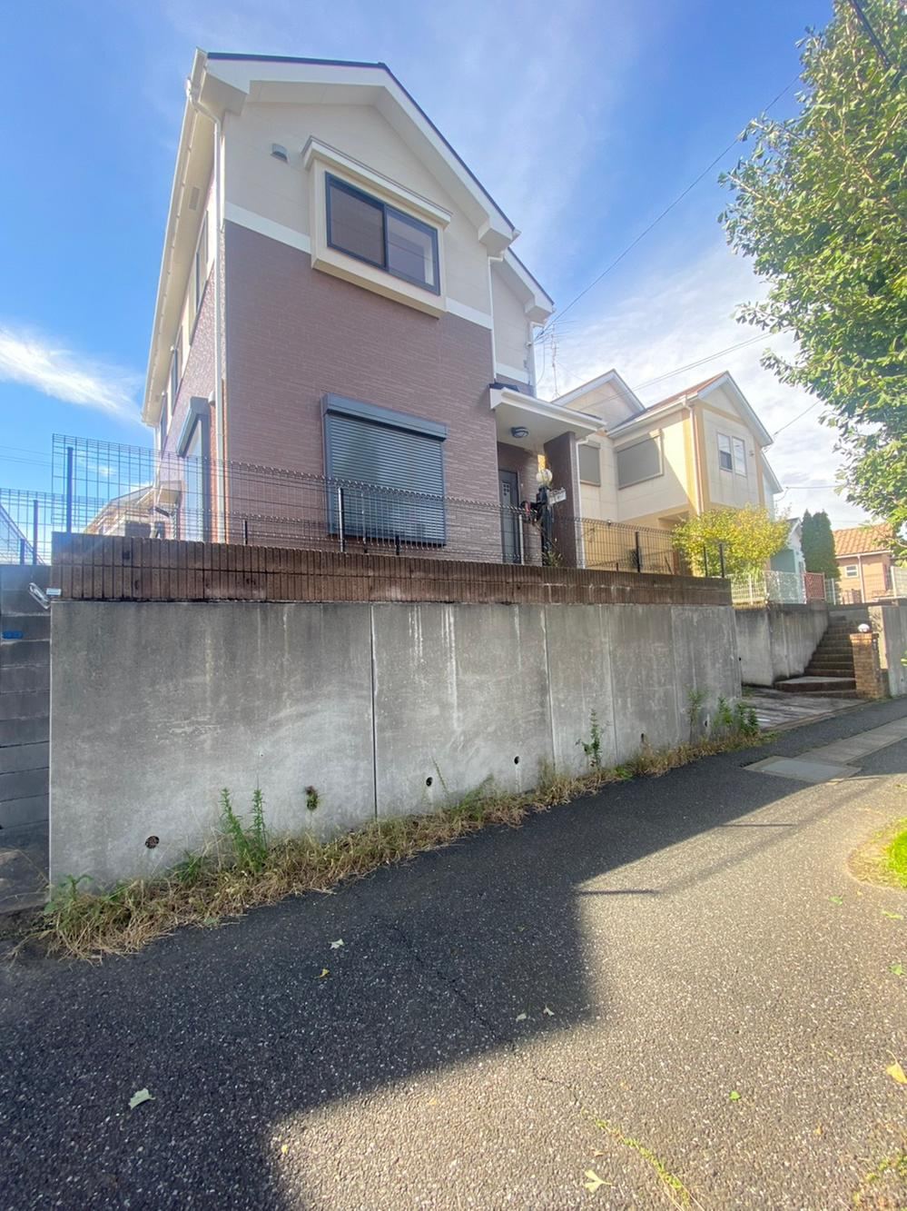 Renovated 4LDK Home Near Matoi Station - Photo 1