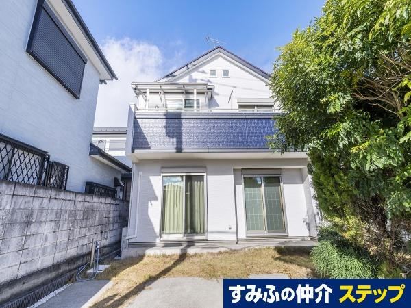 Bright 4LDK Home with Loft in Asamizodai - Photo 1