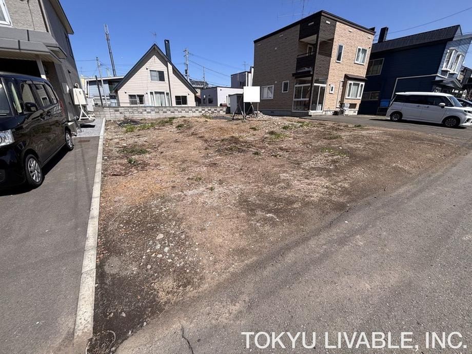268 m² land in Kita Ward, Sapporo, Hokkaido - Photo 1