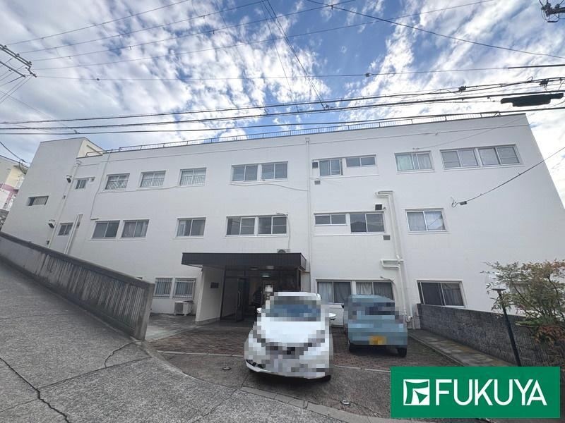 2LDK apartment in Nagata Ward, Kobe, Hyogo - Photo 1