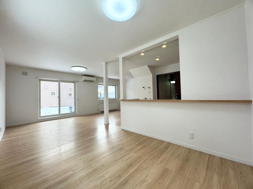 Renovated 4LDK Home in Akebono, Sapporo - Photo 1
