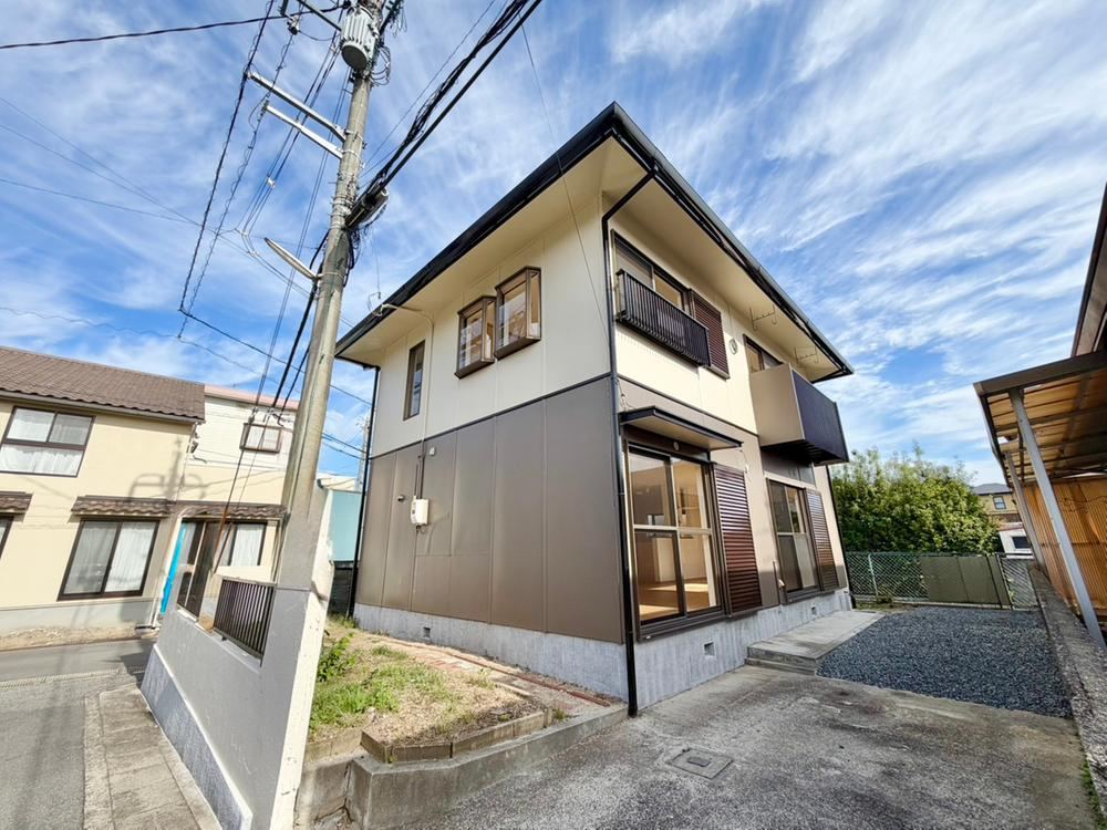 Updated 3LDK House by Sekisui House in South Okayama - Photo 1