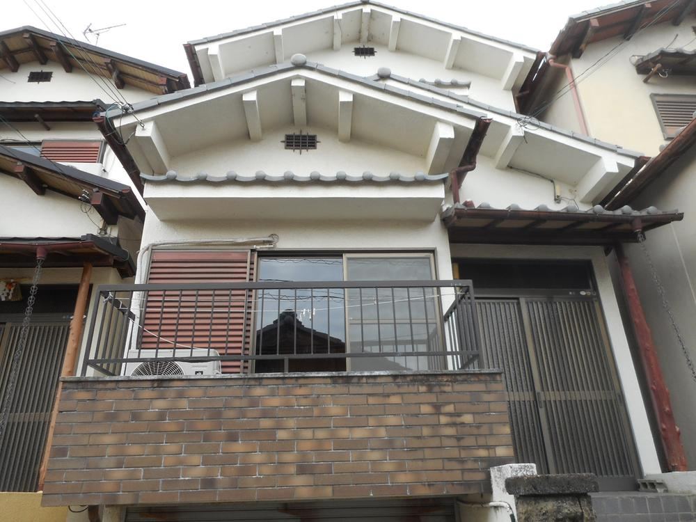 Updated 5DK Home with Easy Access in Kawanishi - Photo 1