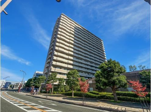 Spacious 4LDK Corner Apartment Near Hashimoto Station - Photo 1