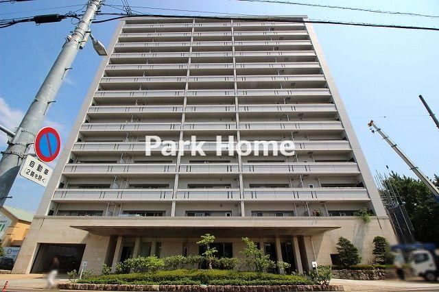 2LDK apartment in Kochi, Kochi - Photo 1