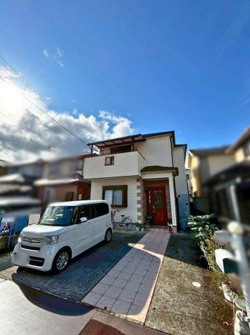 Charming 5LDK House Close to Tsuruhara Station - Photo 1