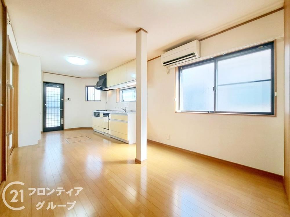 Bright 3LDK House Near Gakuida Station - Photo 1