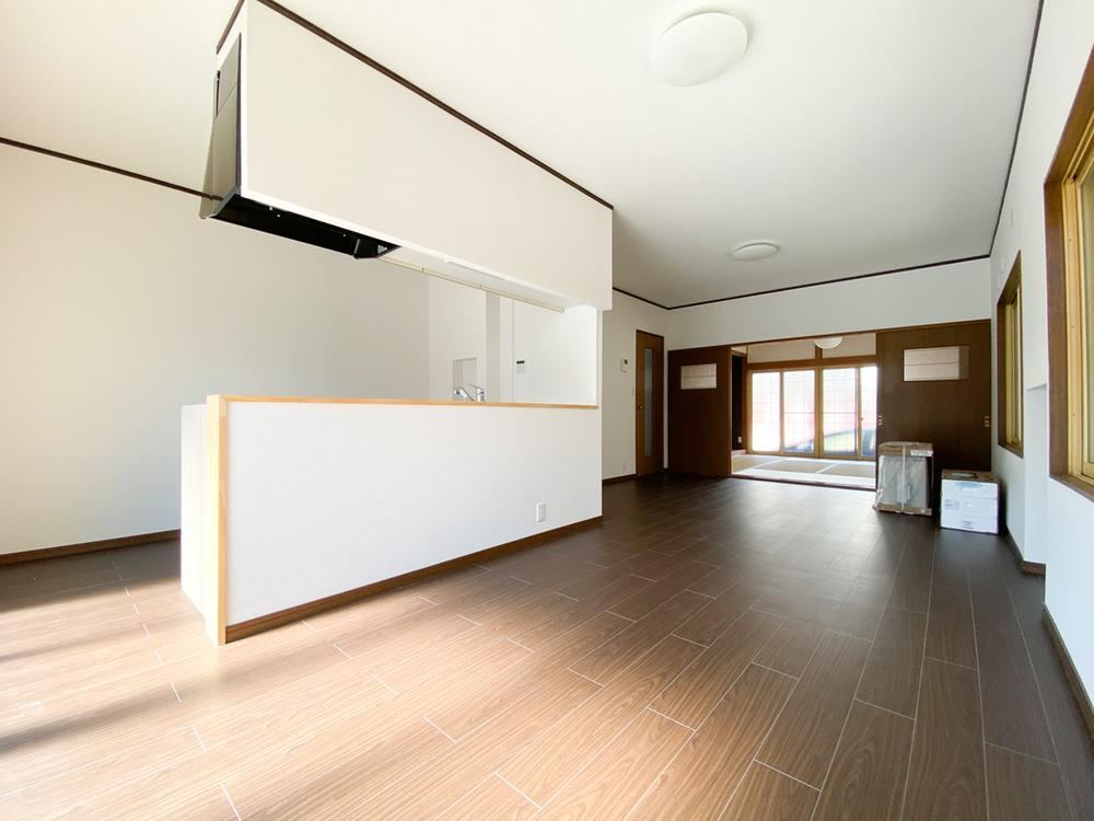 Renovated 4LDK House with Garage in Central Niigata - Photo 1