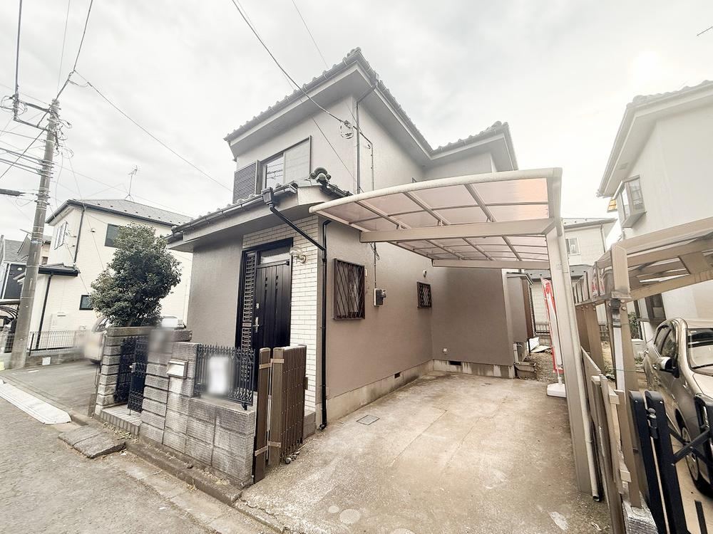 Bright 4DK House with Spacious Rooms in Yotsuya - Photo 1