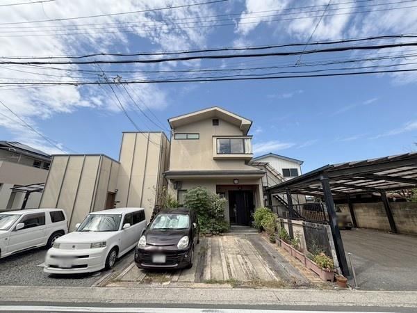 Bright 2LDK House with Courtyard in Fushimi, Kyoto - Photo 1