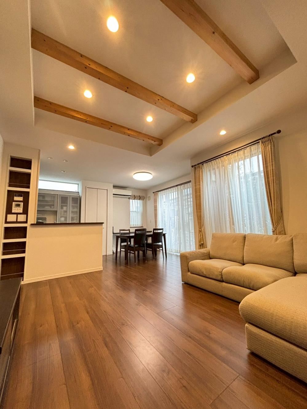 Charming 4LDK Home in Maitamihigashi - Photo 1