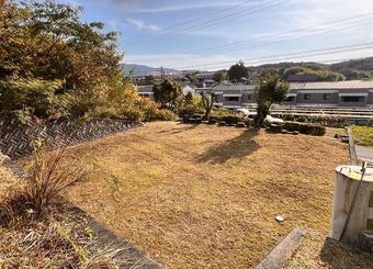 plot of land in Ena