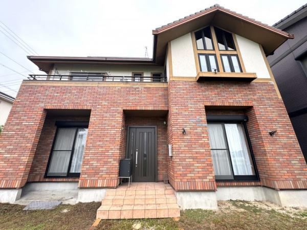 Renovated 4LDK House with Garden in Anjo - Photo 1