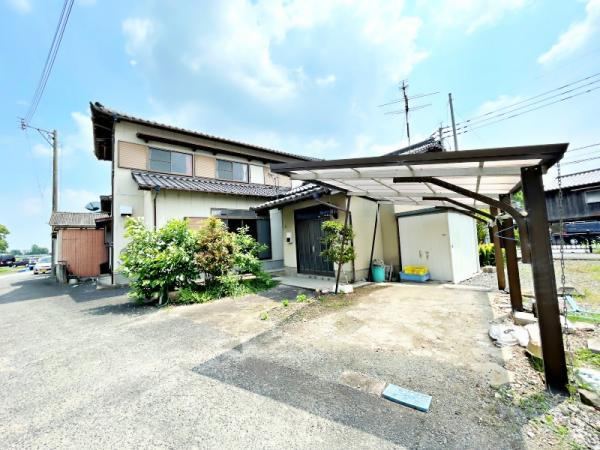 Spacious 7DK Home in Quiet Residential Area - Photo 1