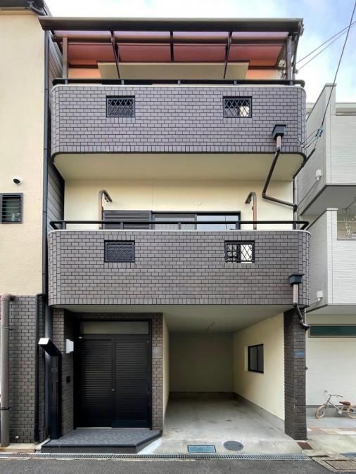 Renovated 4LDK Detached House in Moriguchi - Photo 1