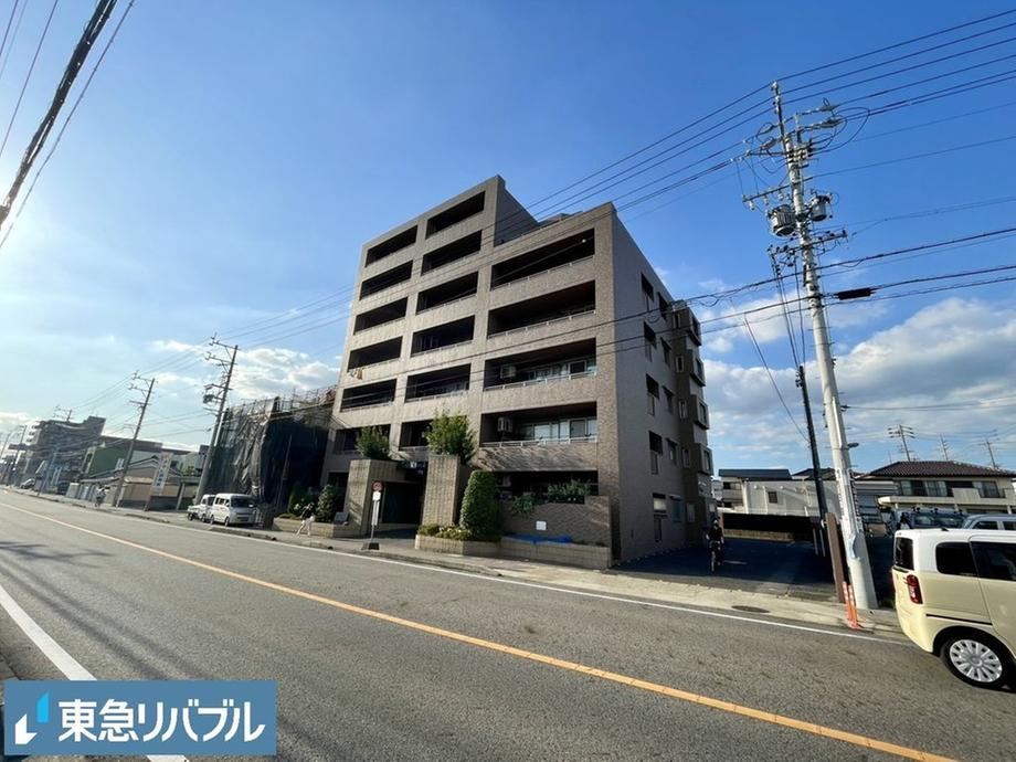 4LDK apartment in Owariasahi, Aichi - Photo 1