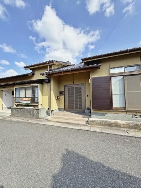 Charming 4DK Single-Story House in Mizobori - Photo 1