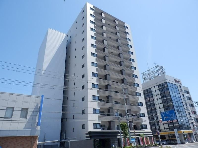 Modern 3LDK Apartment with Auto-Lock in Tsuchiura - Photo 1
