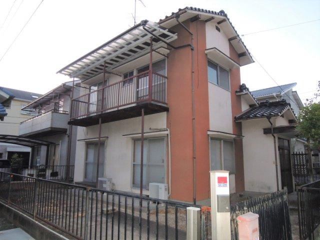 Convenient 3DK House in Matsuyama - Photo 1