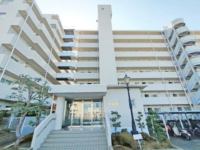 Renovated 3LDK Apartment in Konosu - Photo 1