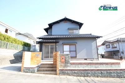 Conveniently Located 4LDK House - Photo 1